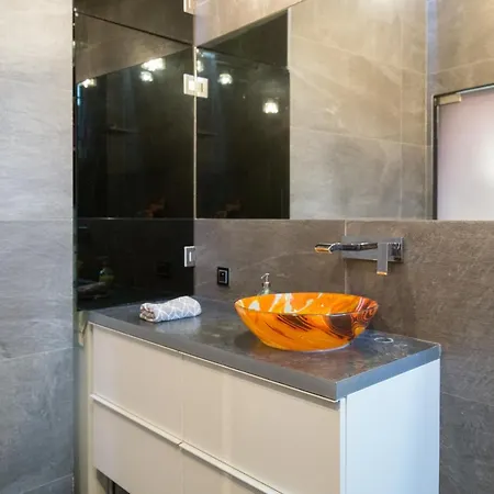 Modern, Stylish And Comfy In Trendy Jewish Quarter Apartmán *